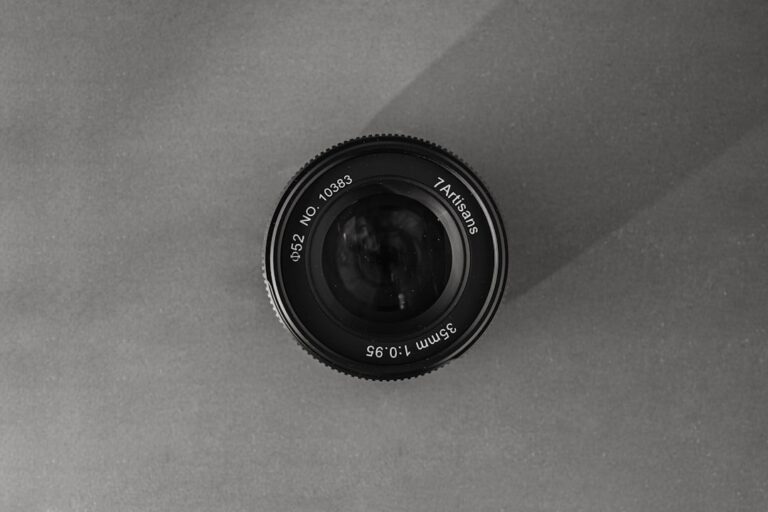 A product shot of the silver 7Artisans x Seagull M 35mm f/1.7 lens against a clean background.