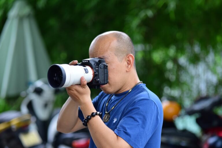 An analysis of the upcoming Sony RX10 V, shown by its predecessor the Sony RX10 IV, highlighting its potential for solo hybrid shooters.